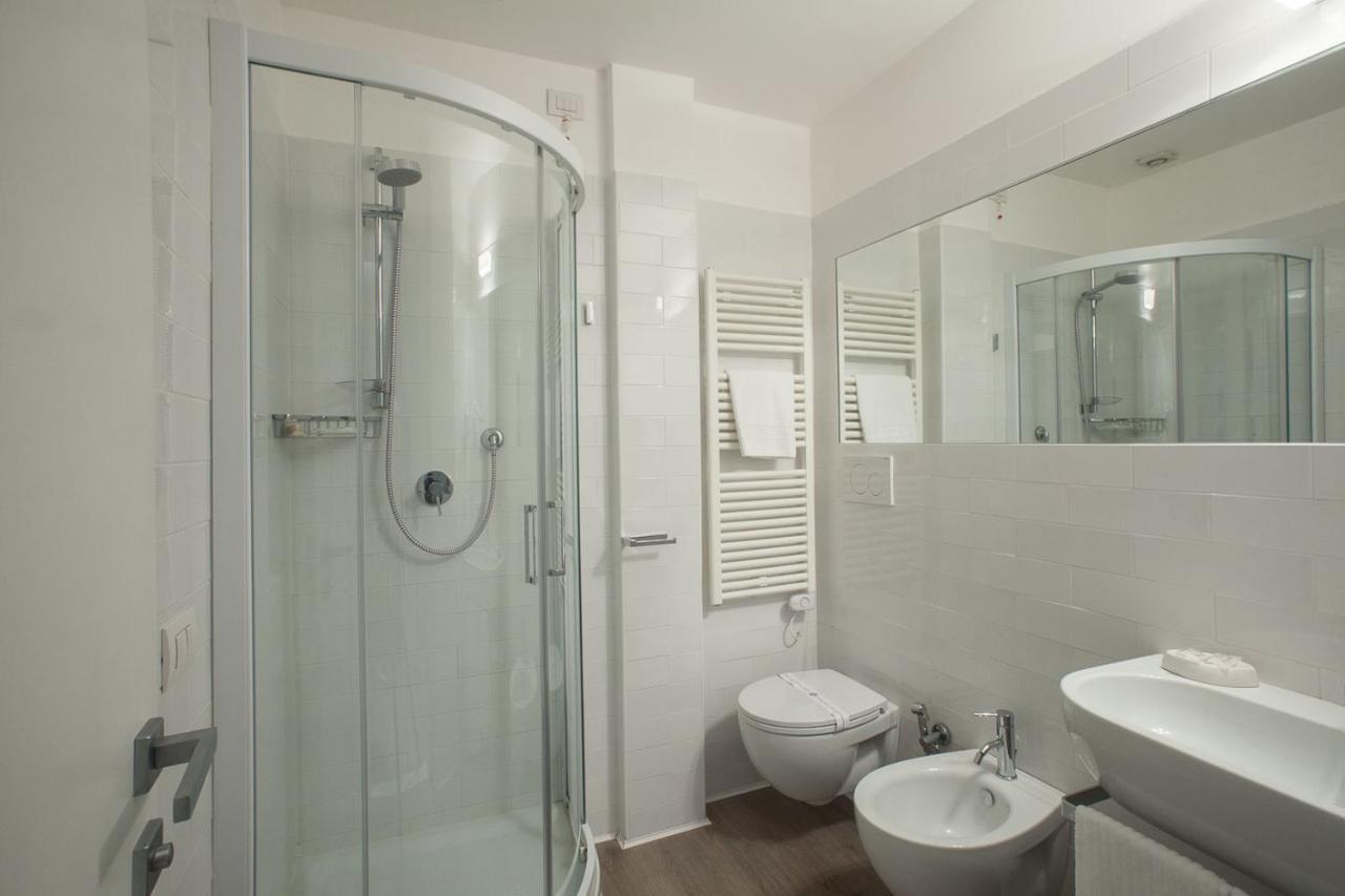 Domus Roma Hotel Matera Bagian luar foto